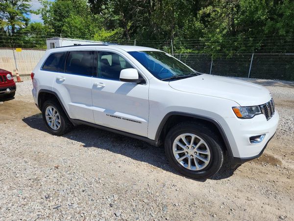 2022 JEEP GRAND CHEROKEE