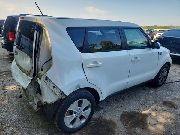 2015 KIA SOUL GL(Middle-low grade)