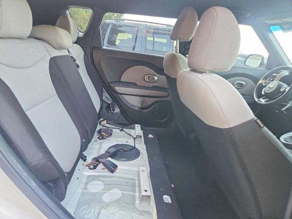 2015 KIA SOUL GL(Middle-low grade)