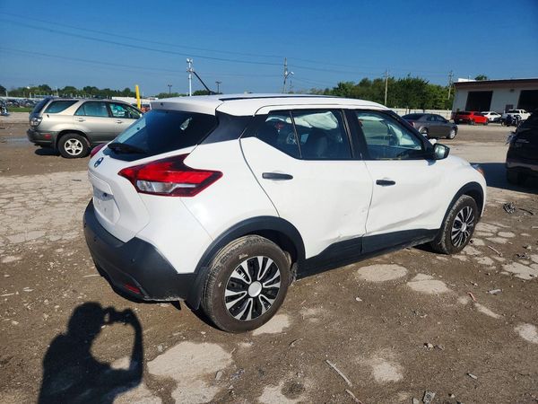 2020 NISSAN KICKS