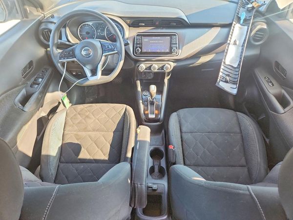 2020 NISSAN KICKS