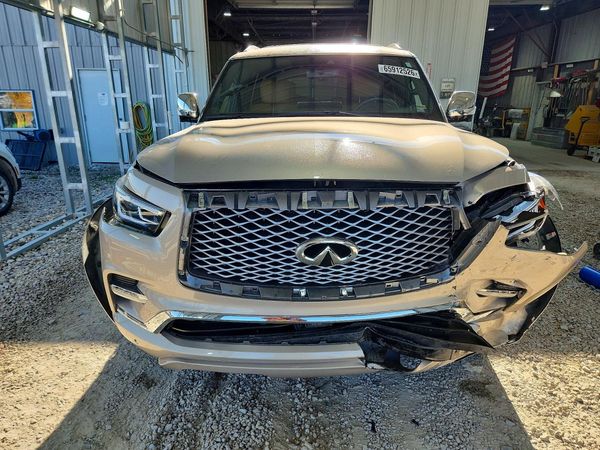 2023 INFINITI QX80 Premium