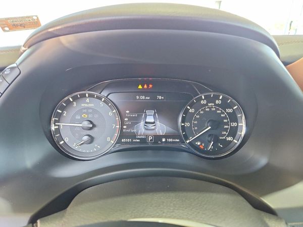 2023 INFINITI QX80 Premium