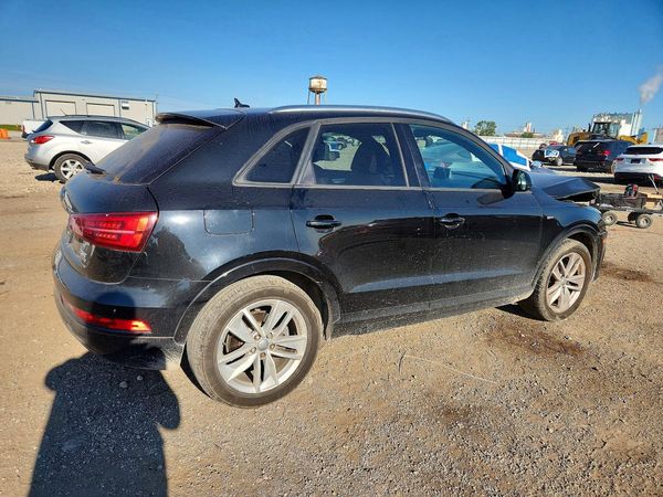 2018 AUDI Q3