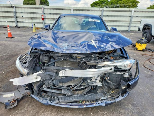 2017 BMW 330