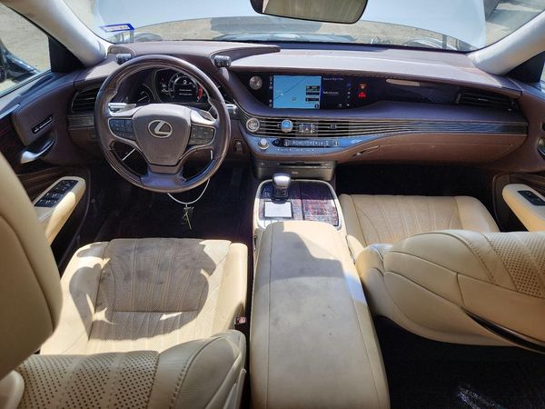 2018 LEXUS LS 500