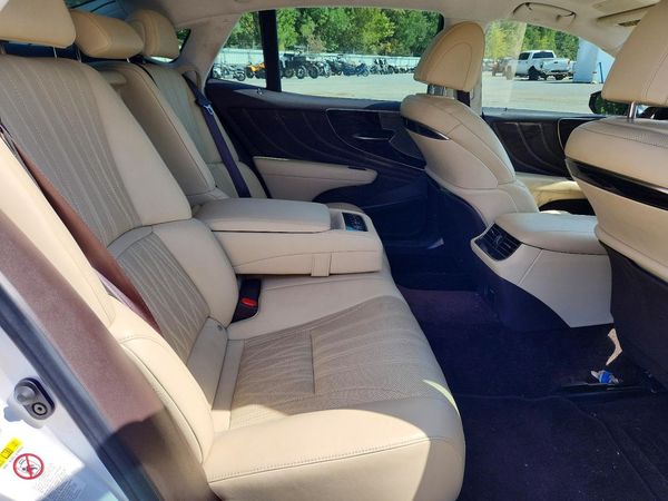 2018 LEXUS LS 500