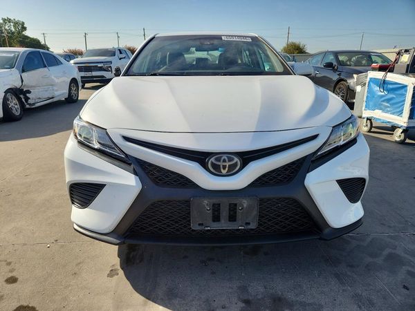 2019 TOYOTA CAMRY