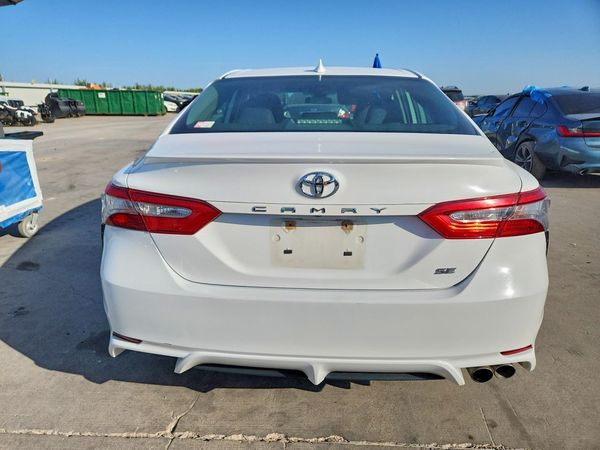 2019 TOYOTA CAMRY