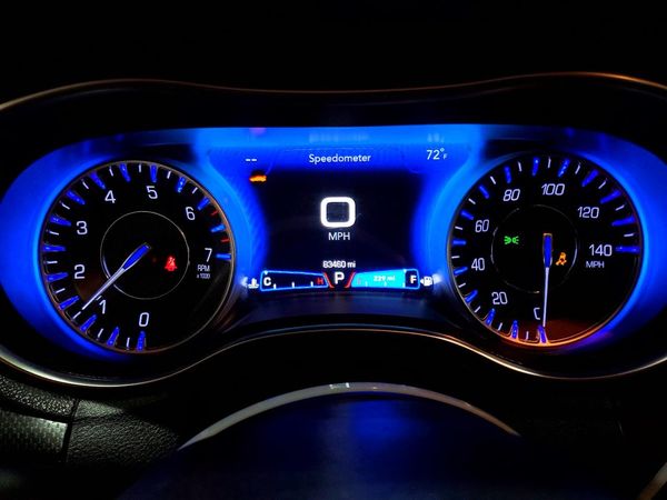 2019 CHRYSLER 300