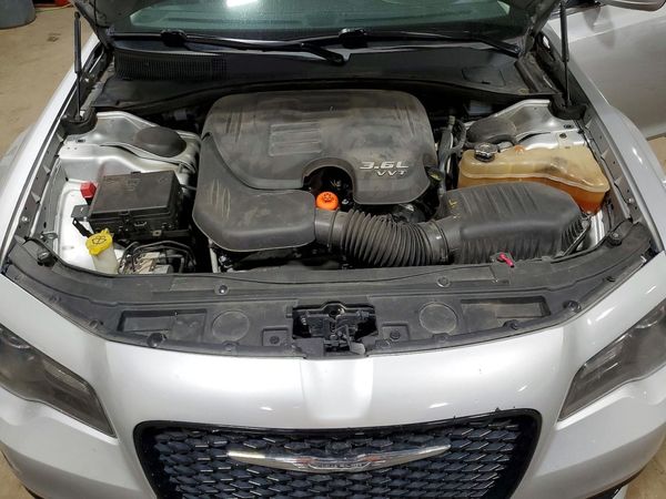 2019 CHRYSLER 300