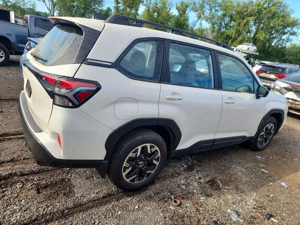 2025 SUBARU FORESTER
