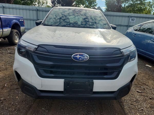 2025 SUBARU FORESTER