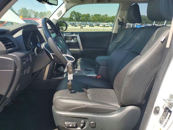 2024 TOYOTA 4RUNNER Limited
