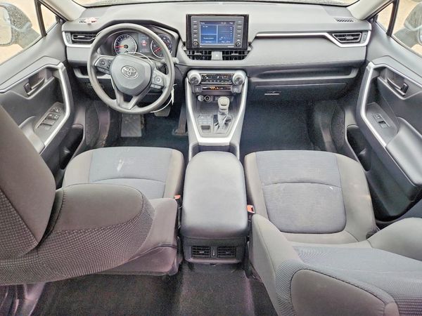 2022 TOYOTA RAV4 LE