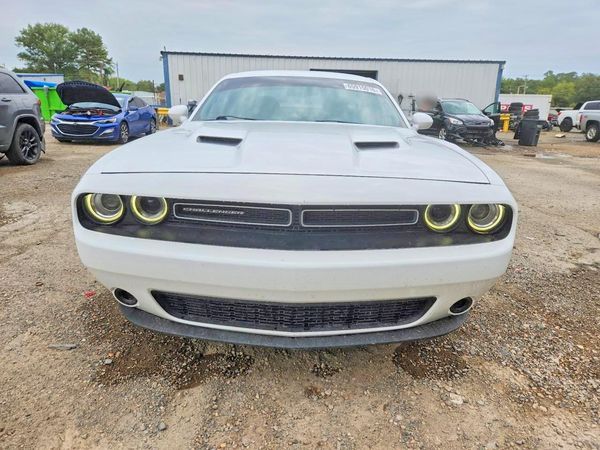 2018 DODGE CHALLENGER SXT