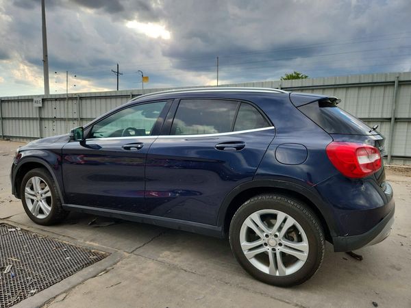 2017 MERCEDES-BENZ GLA