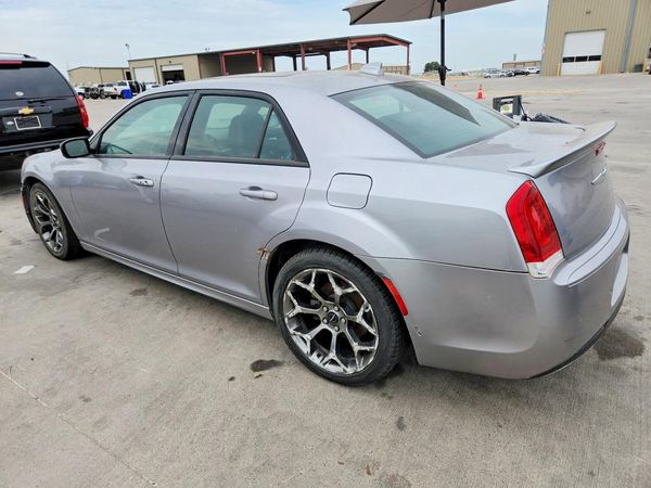 2018 CHRYSLER 300