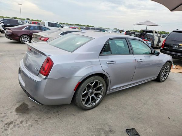2018 CHRYSLER 300