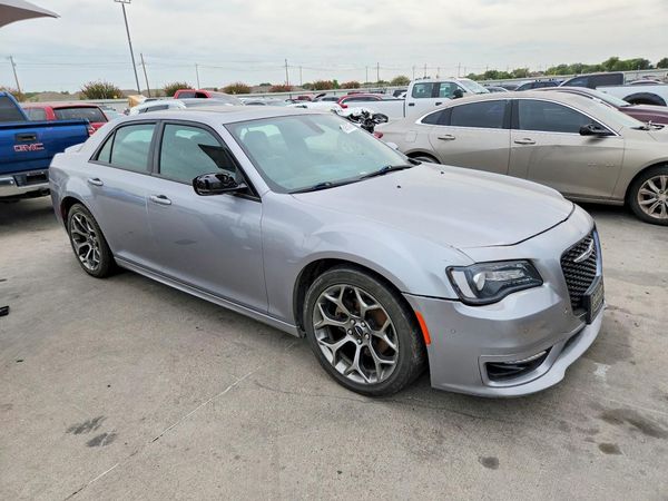 2018 CHRYSLER 300