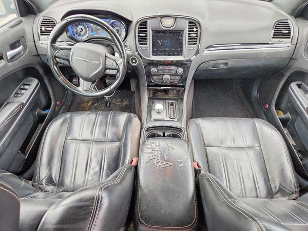 2018 CHRYSLER 300