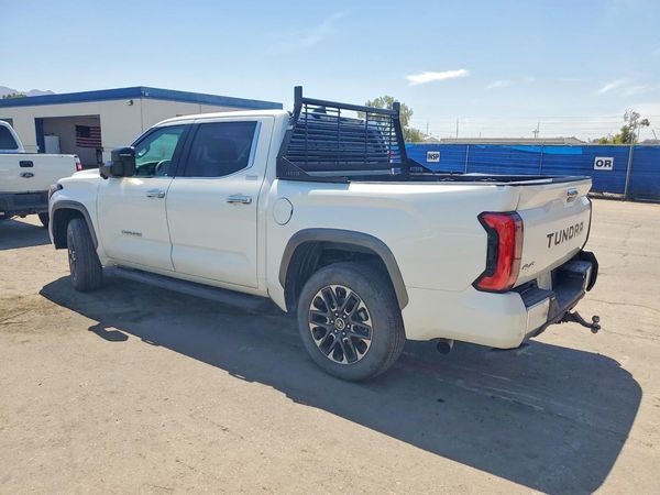 2023 TOYOTA TUNDRA