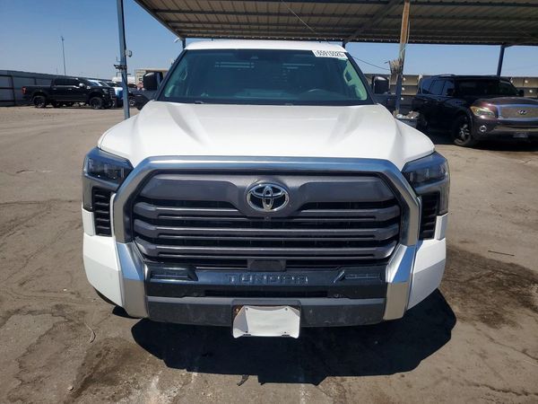 2023 TOYOTA TUNDRA
