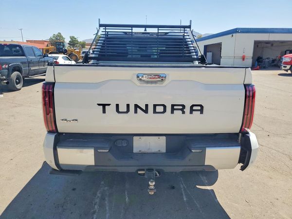 2023 TOYOTA TUNDRA
