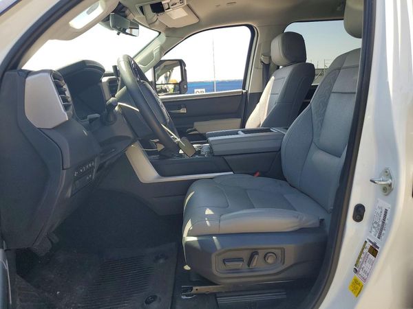 2023 TOYOTA TUNDRA
