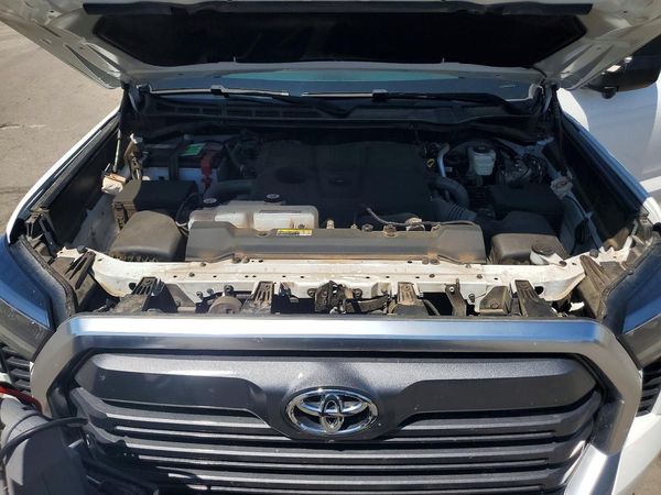 2023 TOYOTA TUNDRA