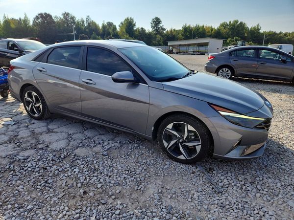 2023 HYUNDAI ELANTRA Limited