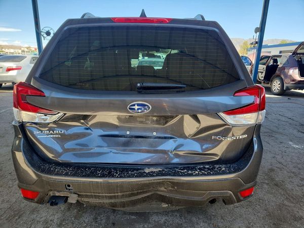 2021 SUBARU FORESTER