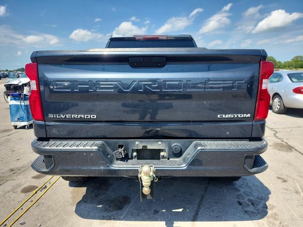 2020 CHEVROLET SILVERADO Custom