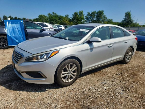 2017 HYUNDAI SONATA SE, Eco — Front 3/4