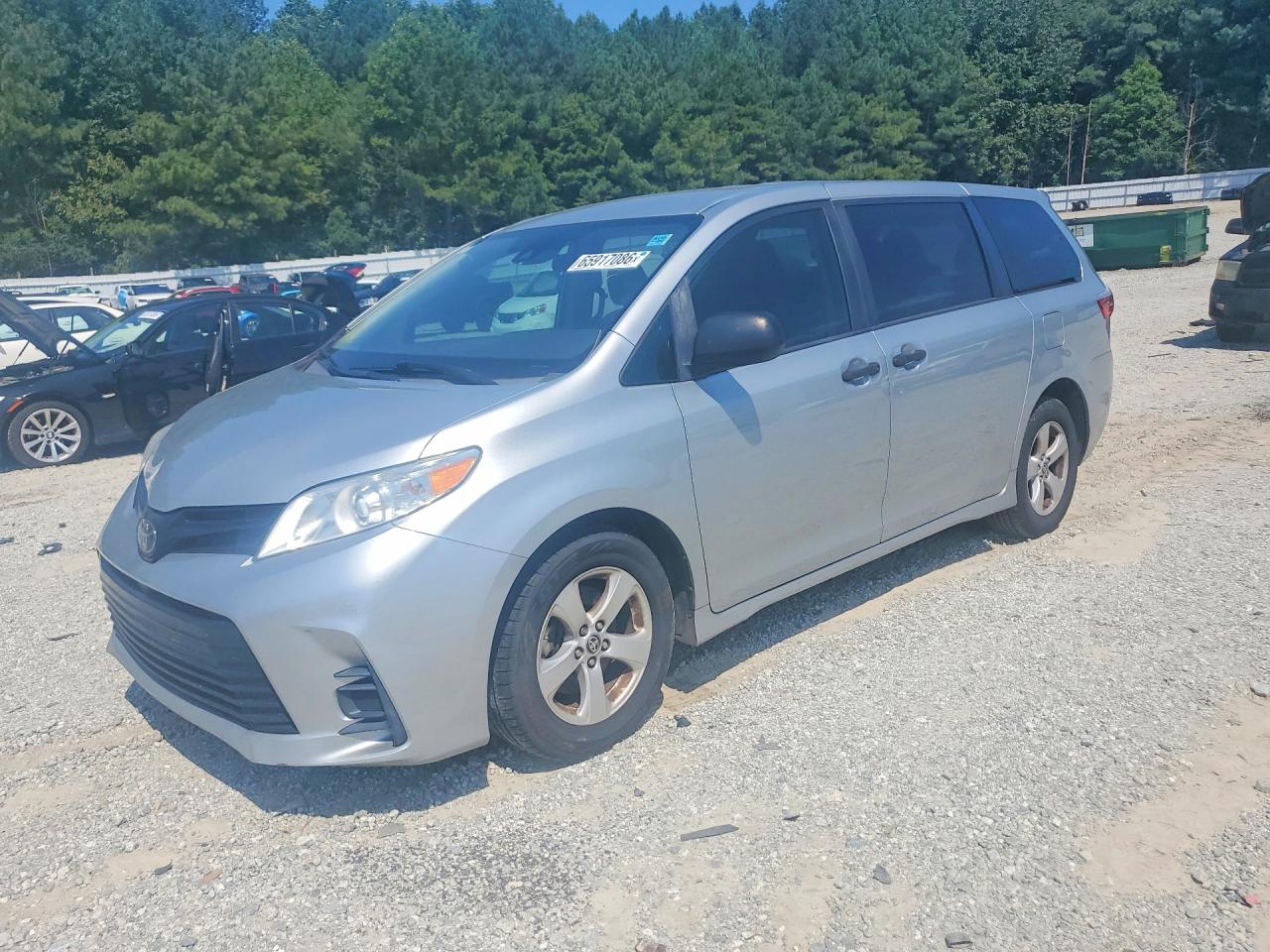 2020 TOYOTA SIENNA D grade