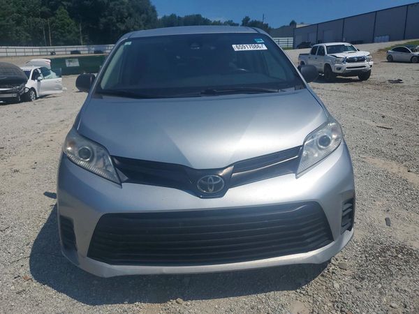 2020 TOYOTA SIENNA D grade
