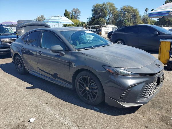 2025 TOYOTA CAMRY
