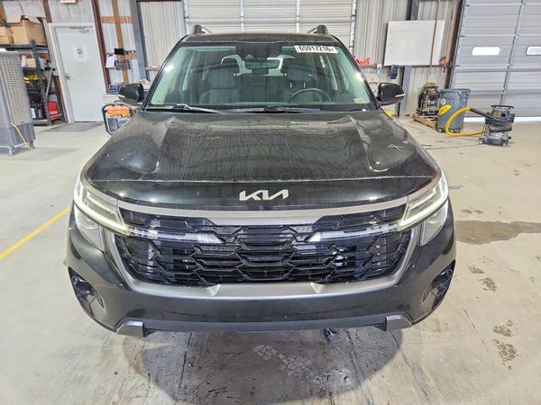 2024 KIA SELTOS S, X-Line