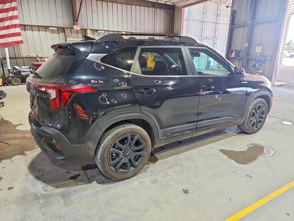 2024 KIA SELTOS S, X-Line