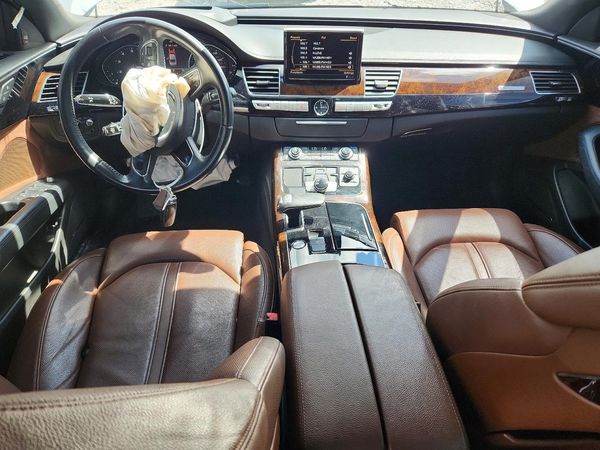 2015 AUDI A8 L — CKPT