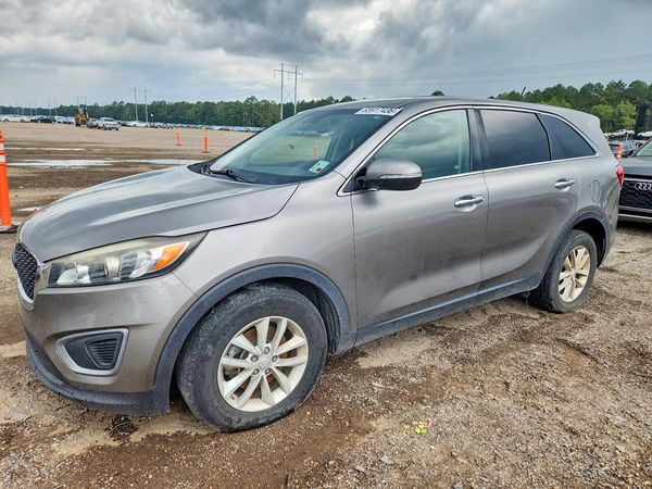 2017 KIA SORENTO L, LX