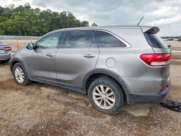 2017 KIA SORENTO L, LX