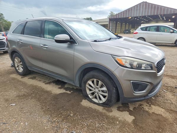 2017 KIA SORENTO L, LX