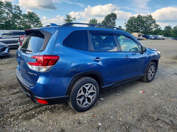 2020 SUBARU FORESTER