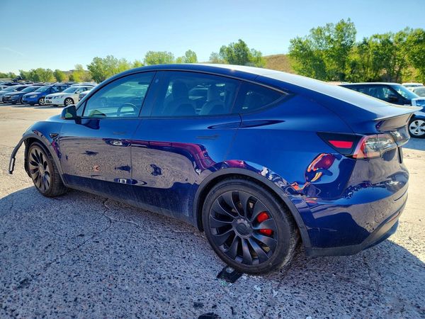 2022 TESLA MODEL Y