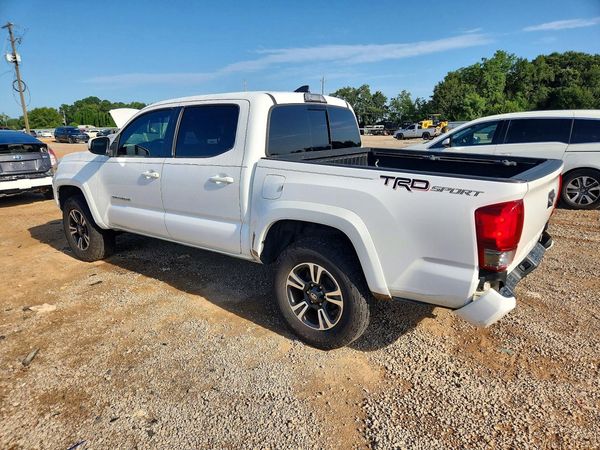 2017 TOYOTA TACOMA