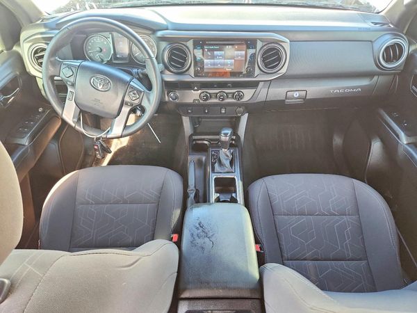 2017 TOYOTA TACOMA