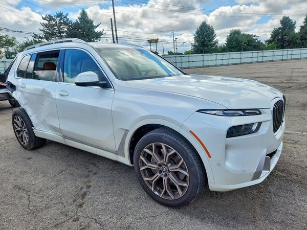 2026 BMW X7