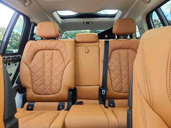 2026 BMW X7