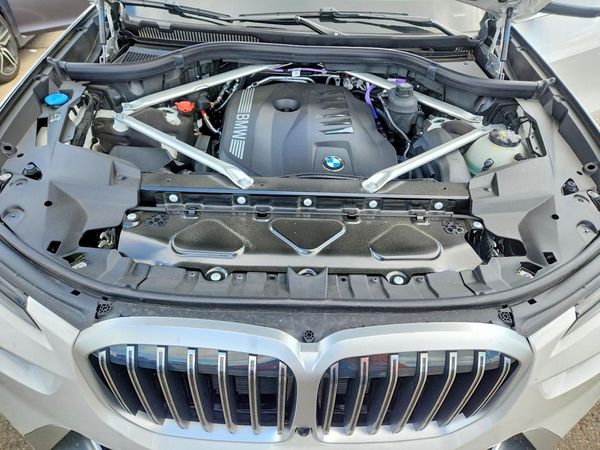 2026 BMW X7